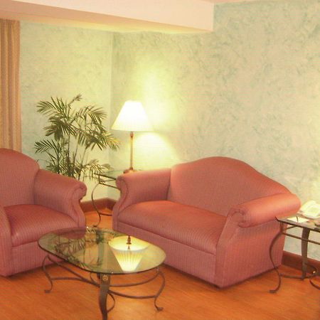 Atrium Hotel Pasay Phòng bức ảnh