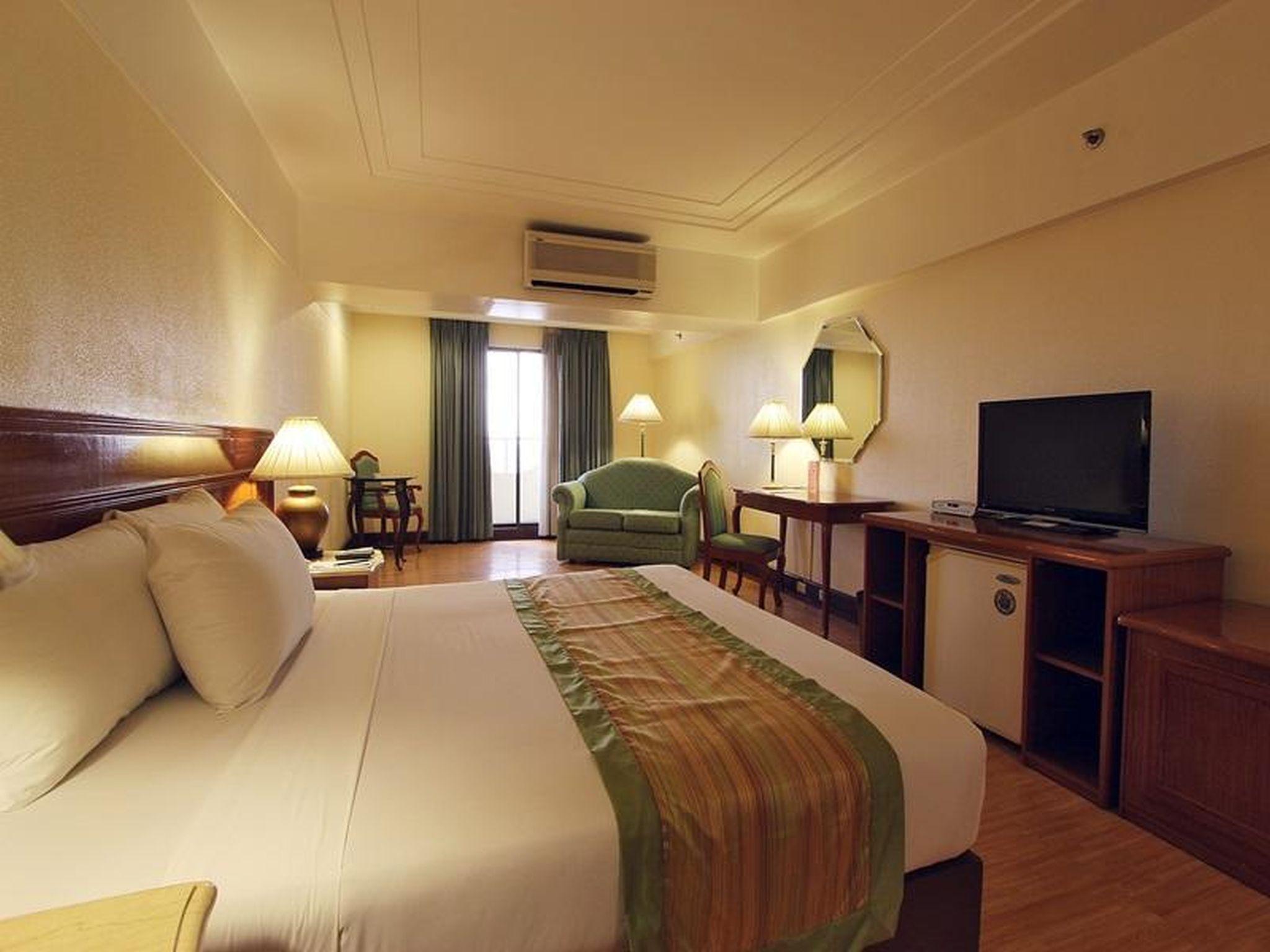 Atrium Hotel Pasay Ngoại thất bức ảnh