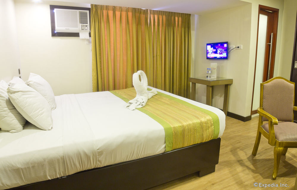 Atrium Hotel Pasay Ngoại thất bức ảnh