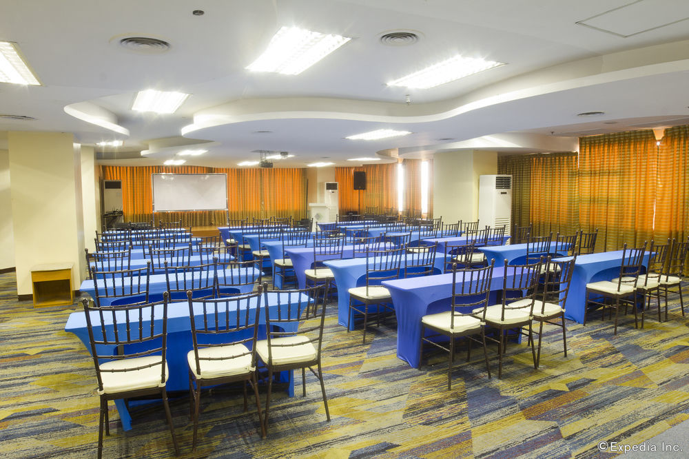 Atrium Hotel Pasay Ngoại thất bức ảnh